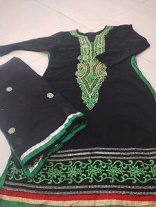 Kurti And Dupatta
