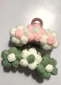 Handmade Flower Hair Clips 🩷🫶🏻
