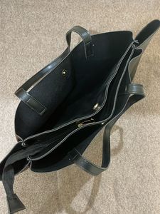 Women’s Tote Bag
