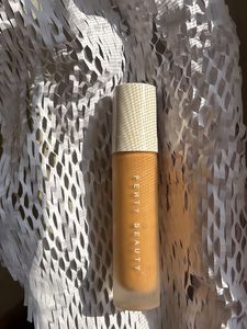 Fenty Beauty Foundation shade 330