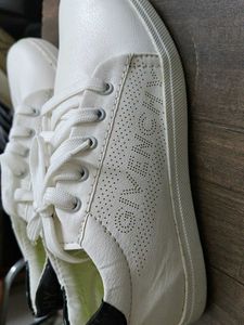 Givenchy White Sneakers Unisex- Brand New