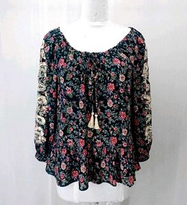 🥀 Embroidered Classy Top
