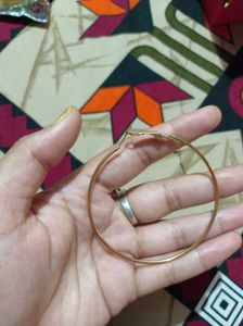 Chic Gold Hoop Earrings