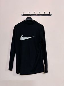 Black Long Sleeve Tee