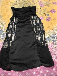 Chic Black Dress with Unique Print
