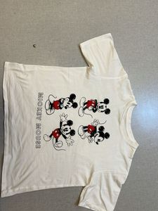 trendy white tshirt