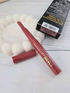 Lakme 9 to 5 Forever Matte Lip Crayon