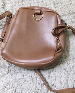 back pack/Sling bag