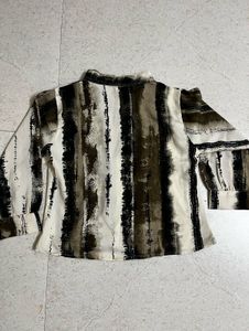 Abstract Print Long Sleeve top