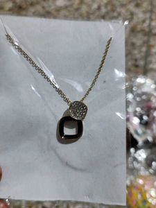 Elegant Square & Diamond Pendant Necklace