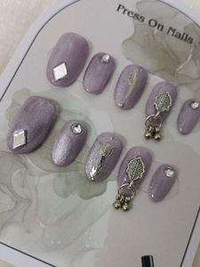 Cateye hand made navratri press on nails 💜
