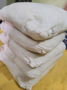 Set of 5 Cream Cushion