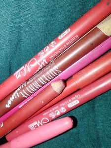 Assorted Matte Lip Crayon Collection
