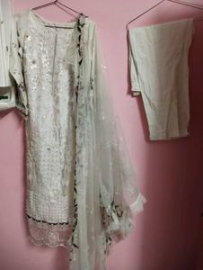 pakistani  Kurta Set with ruffled Dupatta