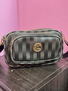 Chic Striped Crossbody Bag
