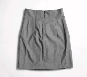 Grey skirt 𓂃⋆.˚