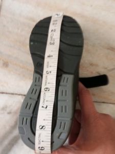 Kangaroo  Black Double Strap Sneakers