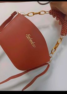 New Trendy Slingbag