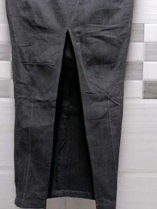 Stylish Dark Wash Denim Maxi Skirt