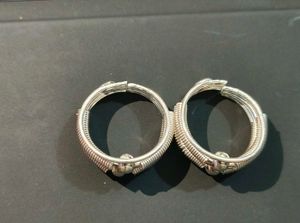 Unique Silver spiral toe rings