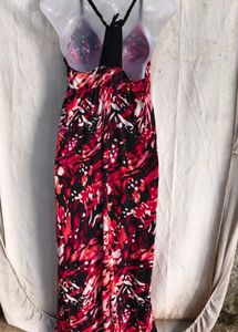 6529. Stunning Red &amp; Black Printed Maxi Dress