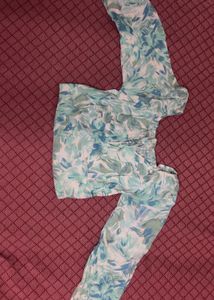 Floral Print Long Sleeve Crop Top