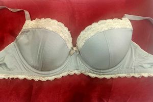H&M lace trim Push up bra