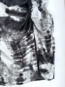 Tie-Dye Ruched Side Slit Skirt