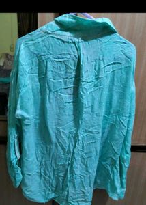 Set of 4 trendy tops