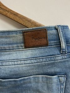 Light Wash Ripped Denim Jeans