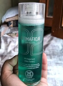 Dermafique Toner 💙