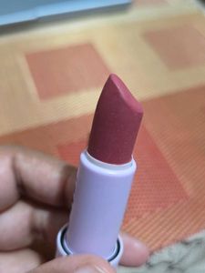 Nykaa Superlight Feathertouch Lipstick - Air