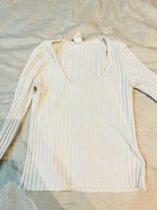 Ribbed Knit Scoop Neck Top