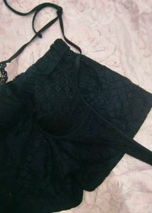 H&amp;M Blackcuresia Lace Bikini set