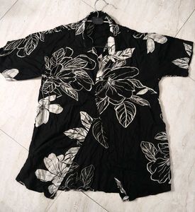 Women's Black Floral Short Sleeve Shirt