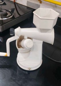 Manual Juicer and Squeezer
