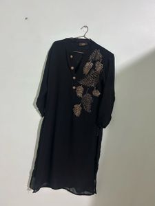 Elegant Black Kurti with Leaf Detail