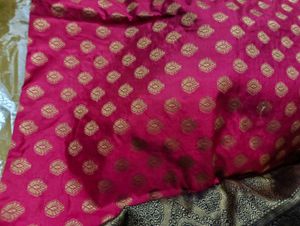 Beautiful Pink &amp; Gold Saree with unstitched blouse
