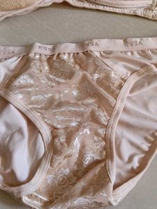 Elegant Bra &amp; Panty Set