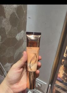 Charlotte Tilbury Beautiful Skin Foundation