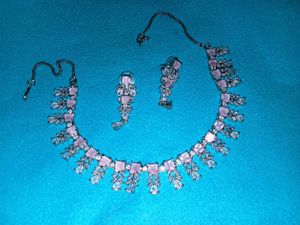 Stunning Pink Stone Jewellery Set