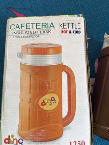 INSULATED FLASK KETTLE HOT AND COLD