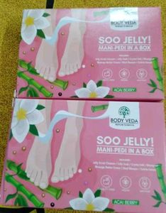 Soo Jelly Mani-Pedi In A Box