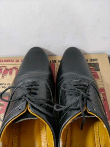 Offer🔥Classic Black Leather Formal Shoes
