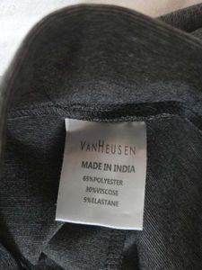 Van Heusan Grey Stretchable Leggings Pants(Gym)