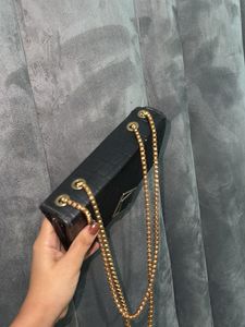 Chic Black Croc Embossed Chain Bag