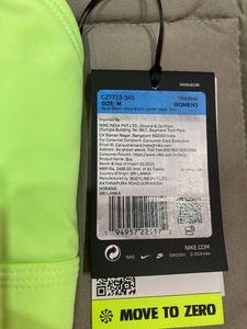 NIKEWomen Sports Lightly Padded Bra (Light Green)