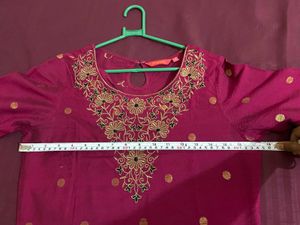 Morpankh Magenta Kurta with Gold Embellishments