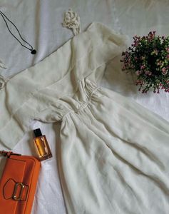 Flowy Off-Shoulder Maxi Dress