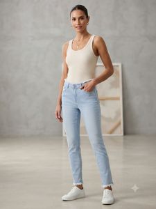 Light Wash Denim Jeans with Frayed Hem